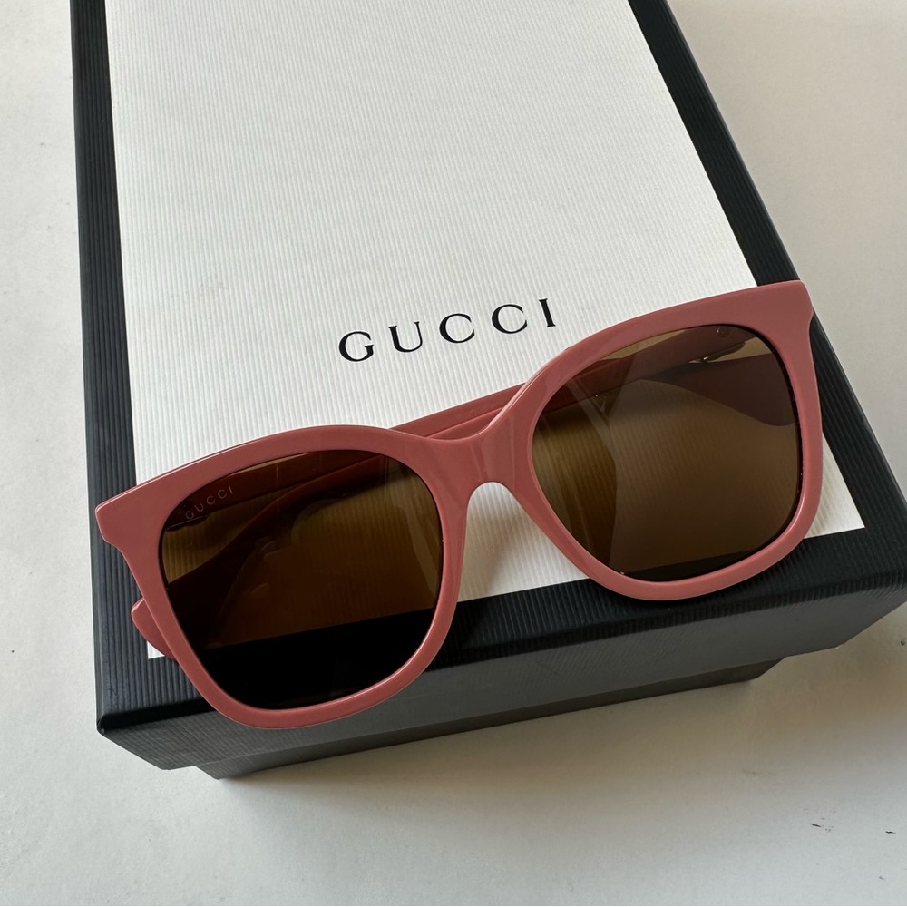 Dusty Rose Gucci Sunglasses 😎